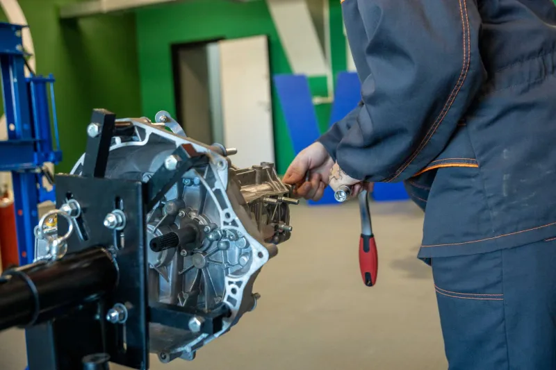 Pull It Before It Pops: Why Smart Builders Are Swapping Clutches Long Before Failure